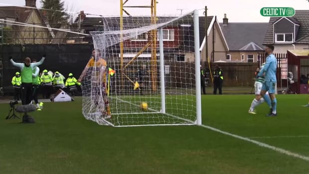Pitchside: Daizen Maeda finds the net vs Motherwell